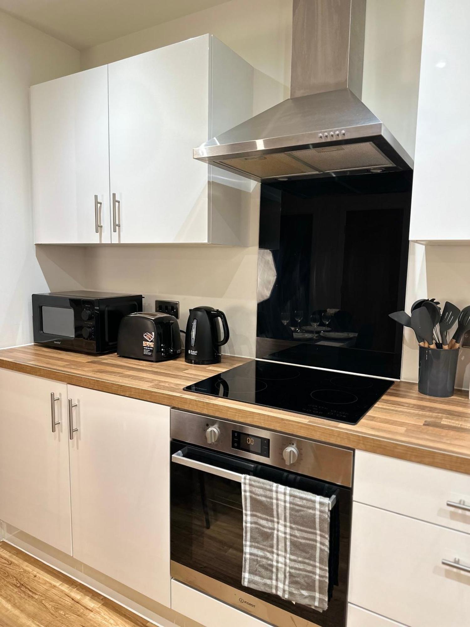 Luxury 2-Bed High-Rise In Manchester With Parking Εξωτερικό φωτογραφία